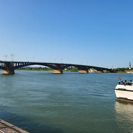 Gemuetliche Direkt An Der Uniklinik Mohuč